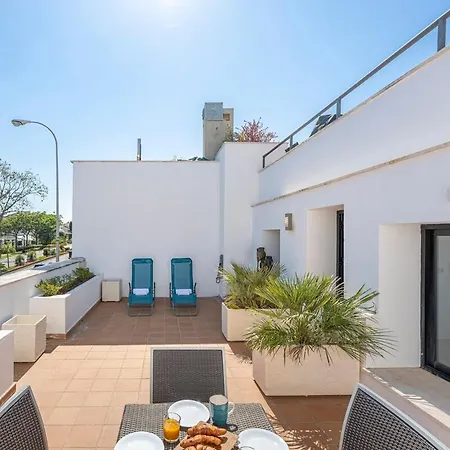 Great 3 Bedroom With Terrace In Golden Mile *