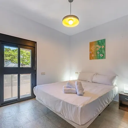 Great 3 Bedroom With Terrace In Golden Mile *