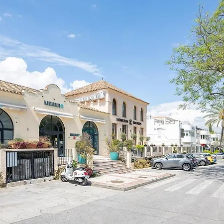 Great 3 Bedroom With Terrace In Golden Mile Marbella