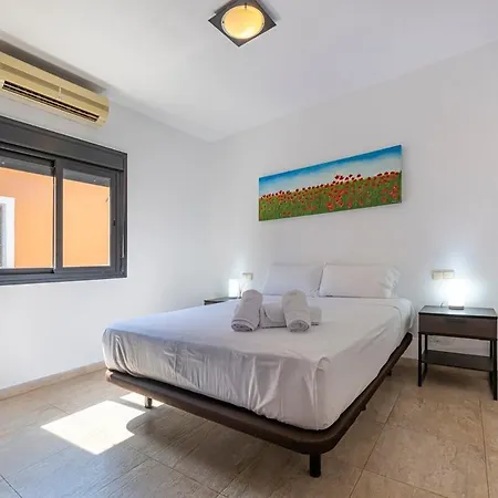 Apartment Great 3 Bedroom With Terrace In Golden Mile